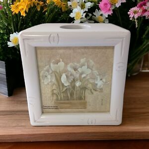 Floral Orchids Narcissus Tissue Box Cover Holder Cottagecore Cheri Blum Vintage.